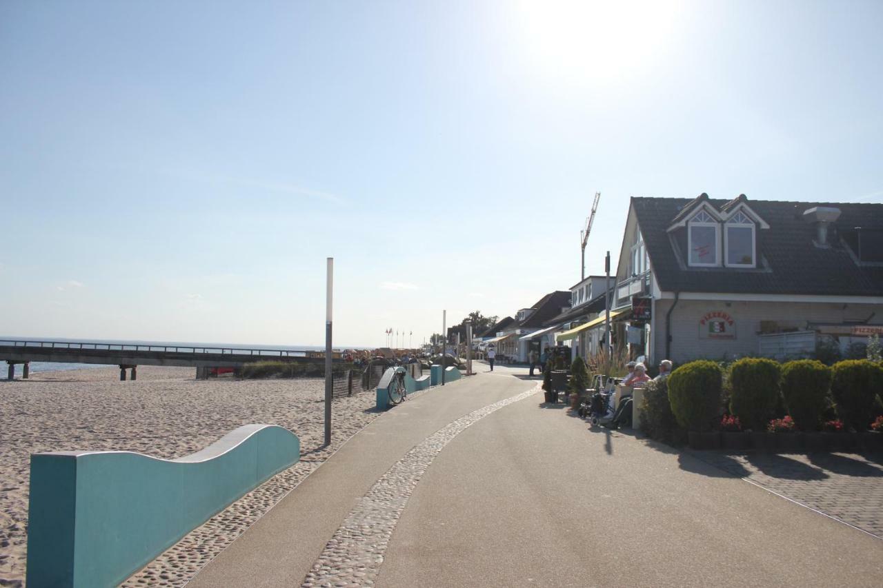 Strandlaeufer Im Kirschgarten Kellenhusen Exterior photo
